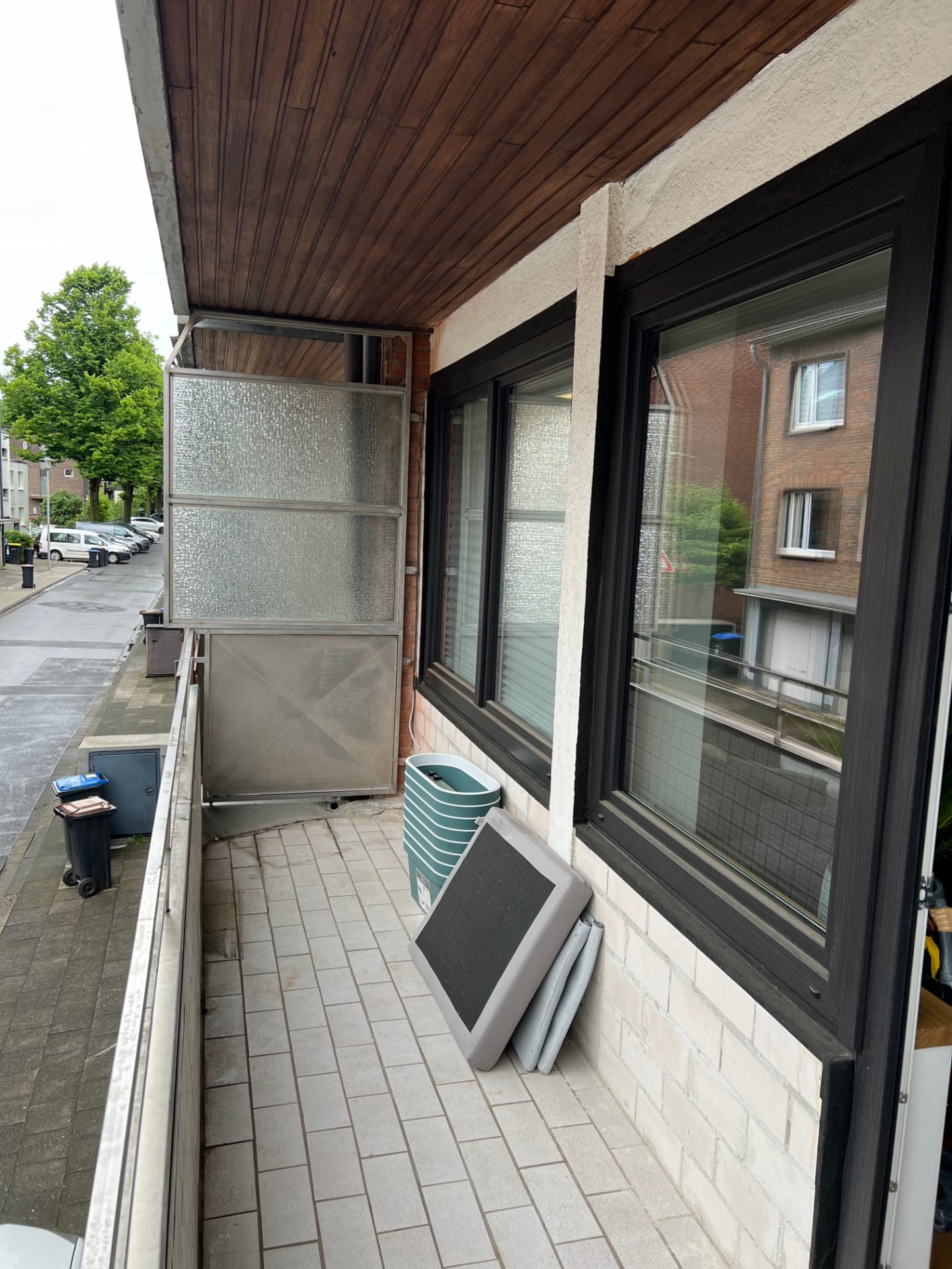 Detailansicht eines Balkons bei der Bestandsaufnahme